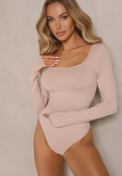Beżowe Body Longsleeve o Dopasowanym Kroju z Kwadratowym Dekoltem Sesadiel