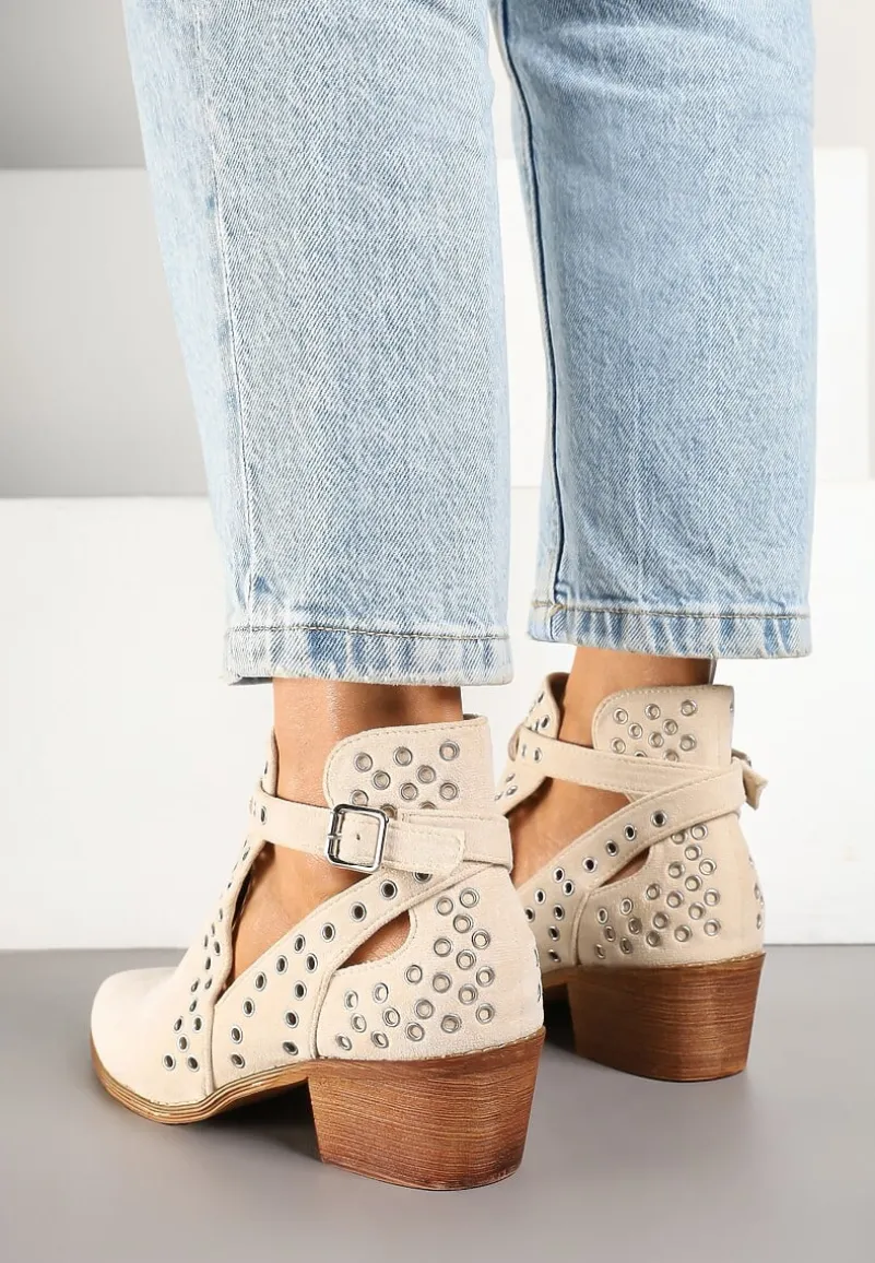 Beżowe Botki Kowbojki na Słupku Ozdobione Nitami i Wycięciem Eleawena