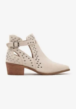 Beżowe Botki Kowbojki na Słupku Ozdobione Nitami i Wycięciem Eleawena
