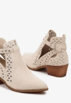 Beżowe Botki Kowbojki na Słupku Ozdobione Nitami i Wycięciem Eleawena