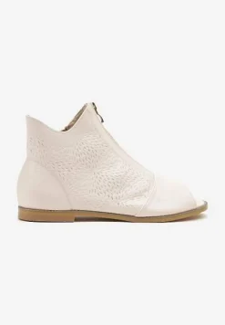 Beżowe Botki ze Skórzaną Wkładką z Tłoczoną Cholewką Lirive