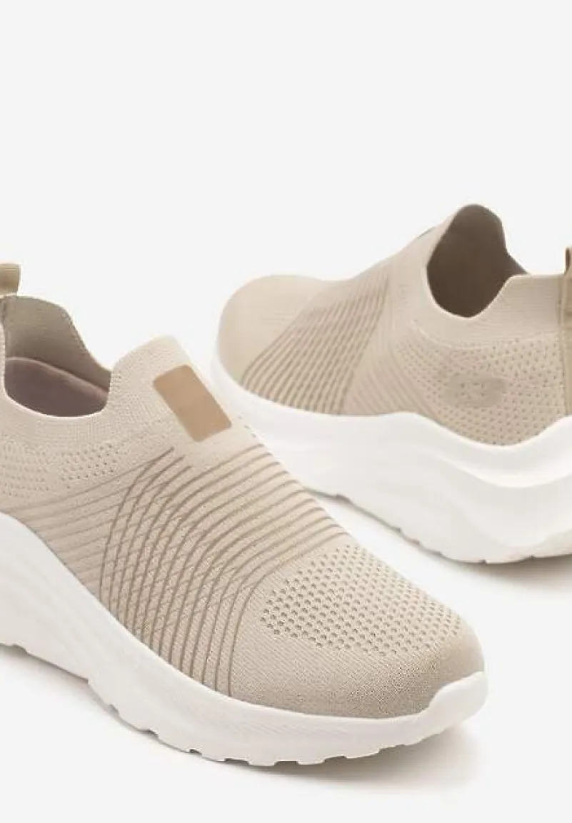 Beżowe Buty Sportowe Sneakersy na Tłoczonej Platformie z Elastyczną Cholewką Velmio