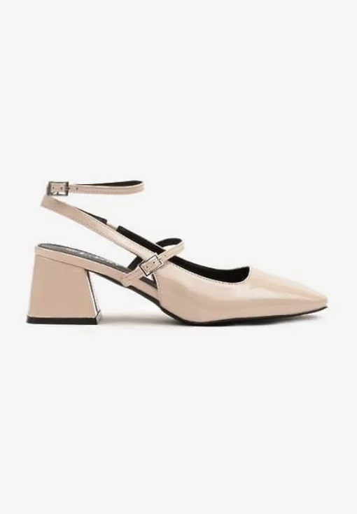 Beżowe Czółenka Slingback z Lakierowanej Imitacji Skóry z Dwiema Sprzączkami Frantalia