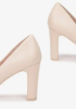 Beżowe Czółenka ze Szpiczastym Noskiem Marnera