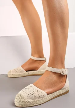 Beżowe Espadryle na Płaskiej Podeszwie z Ażurowym Zdobieniem Zapinane Wokół Kostki Vizimaia