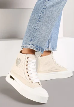 Beżowe Futerkowe Trampki na Platformie z Ozdobną Naszywką w Kształcie Serca Aelinna