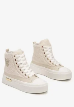 Beżowe Futerkowe Trampki na Platformie z Ozdobną Naszywką w Kształcie Serca Aelinna