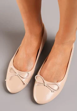 Beżowe Klasyczne Balerinki z Subtelną Kokardką Fanvia