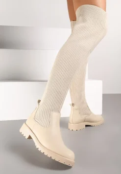 Beżowe Kozaki na Płaskiej Podeszwie z Elastyczną Cholewką Ellittia