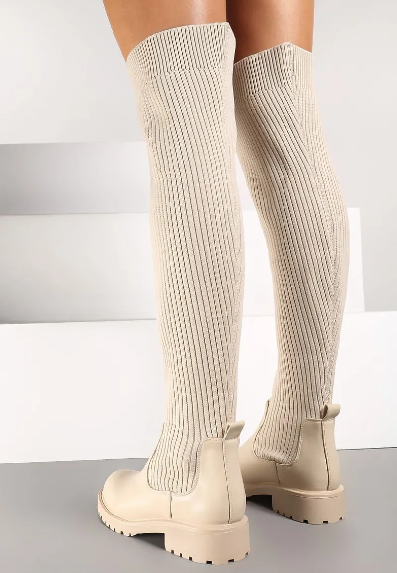 Beżowe Kozaki na Płaskiej Podeszwie z Elastyczną Cholewką Ellittia