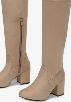 Beżowe Kozaki Pyrmonta