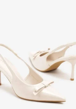 Beżowe Lakierowane Sandały Szpilki Vices Typu Slingback z Kokardą Dorozia