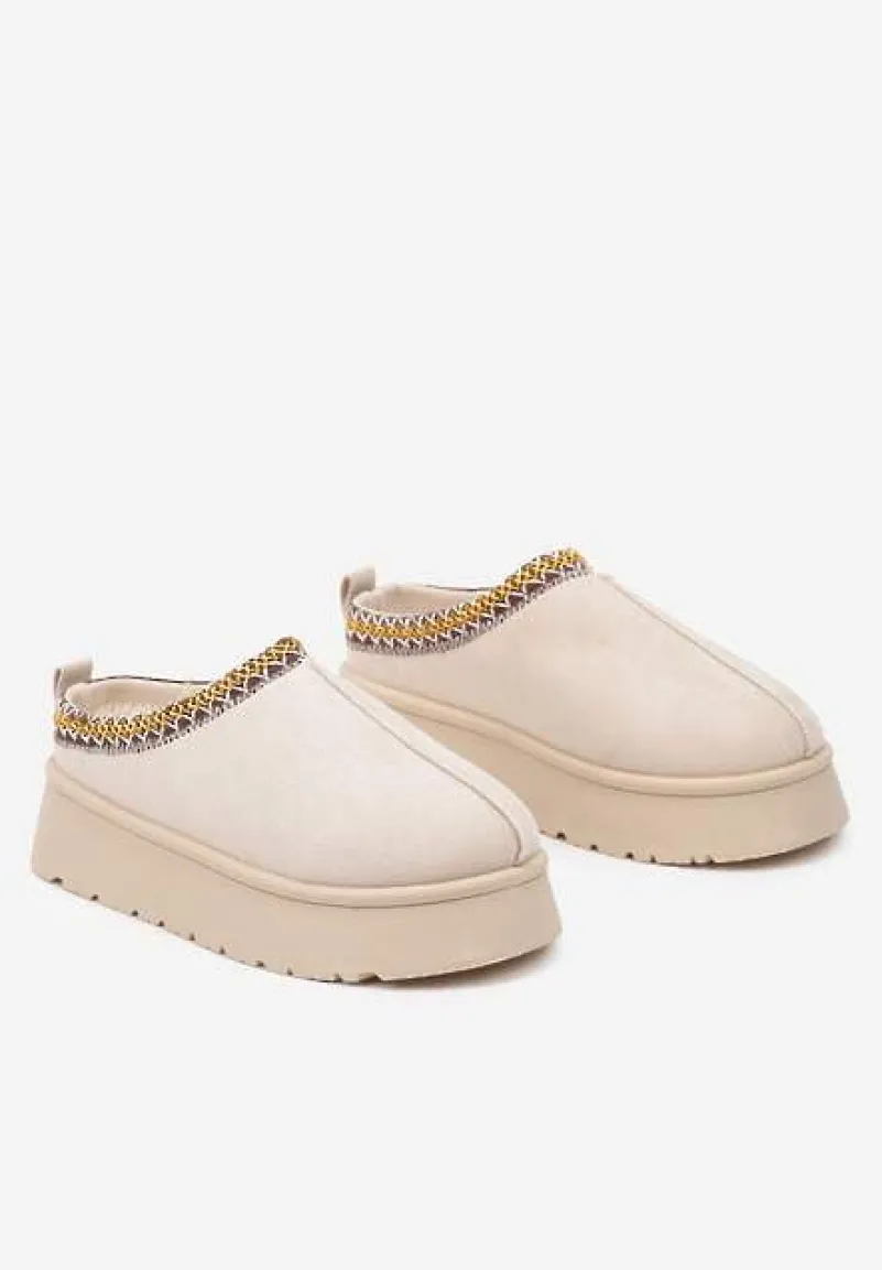 Beżowe Śniegowce na Grubej Podeszwie z Niską Cholewką Zdobioną Haftem Neallira