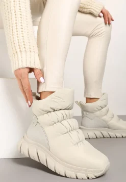 Beżowe Śniegowce na Platformie z Tłoczeniem i Pikowaną Cholewką Resisia