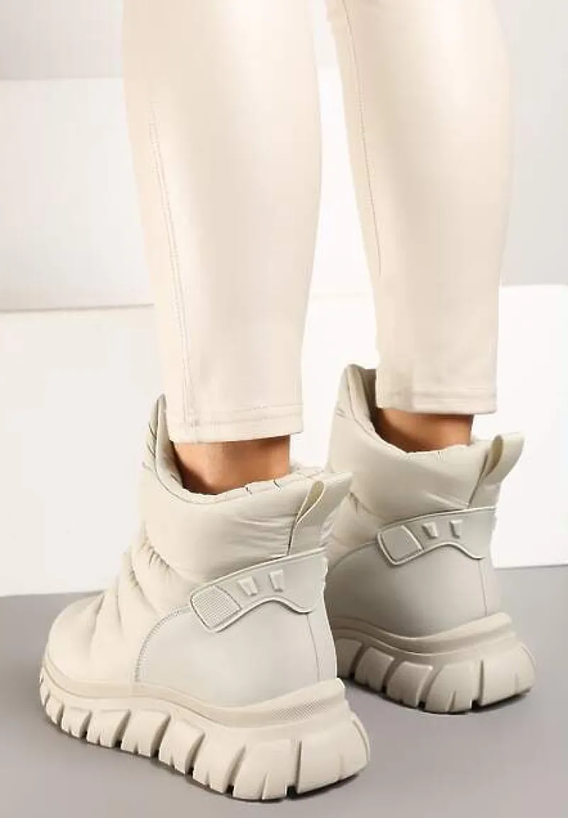 Beżowe Śniegowce na Platformie z Tłoczeniem i Pikowaną Cholewką Resisia