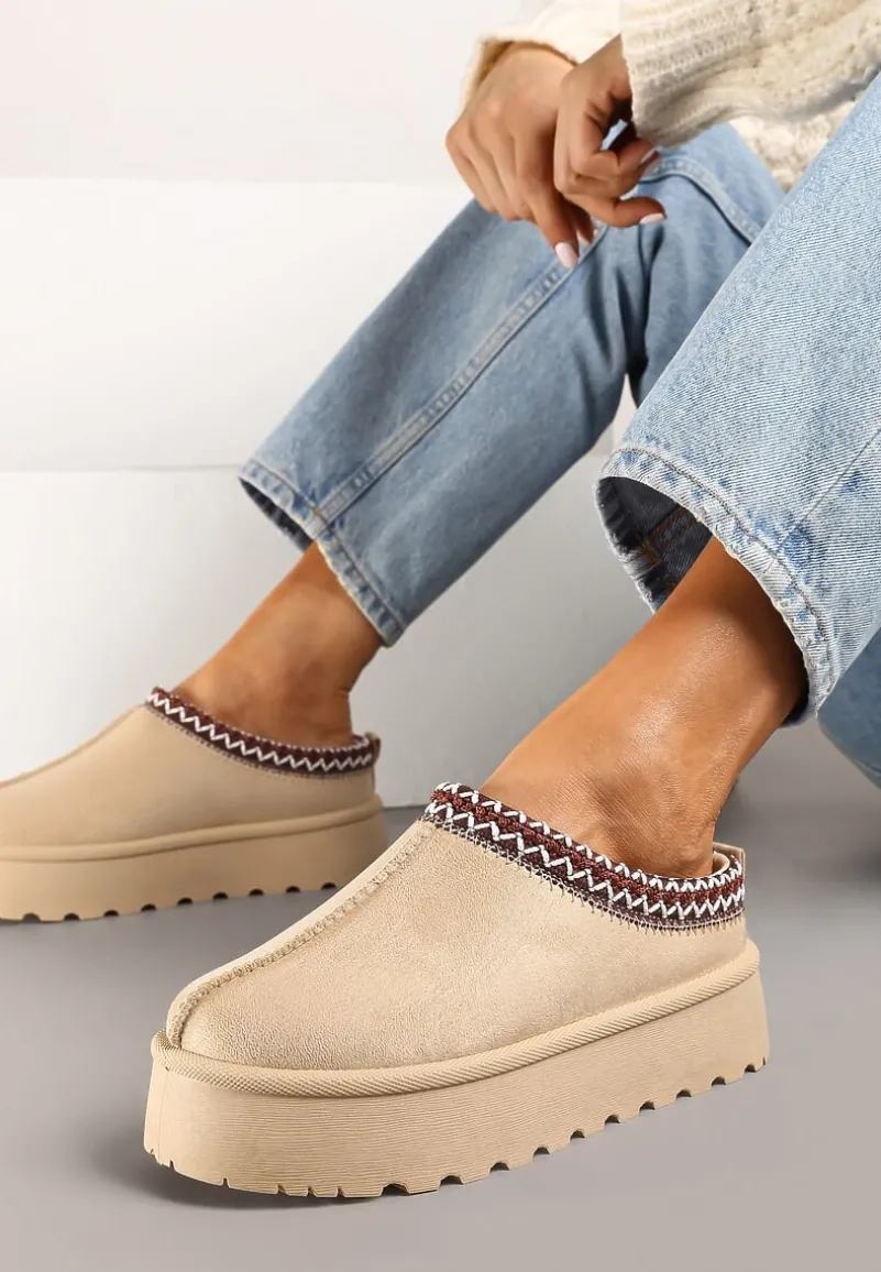 Beżowe Śniegowce na Platformie z Niską Cholewką Ozdobione Haftem Metaria