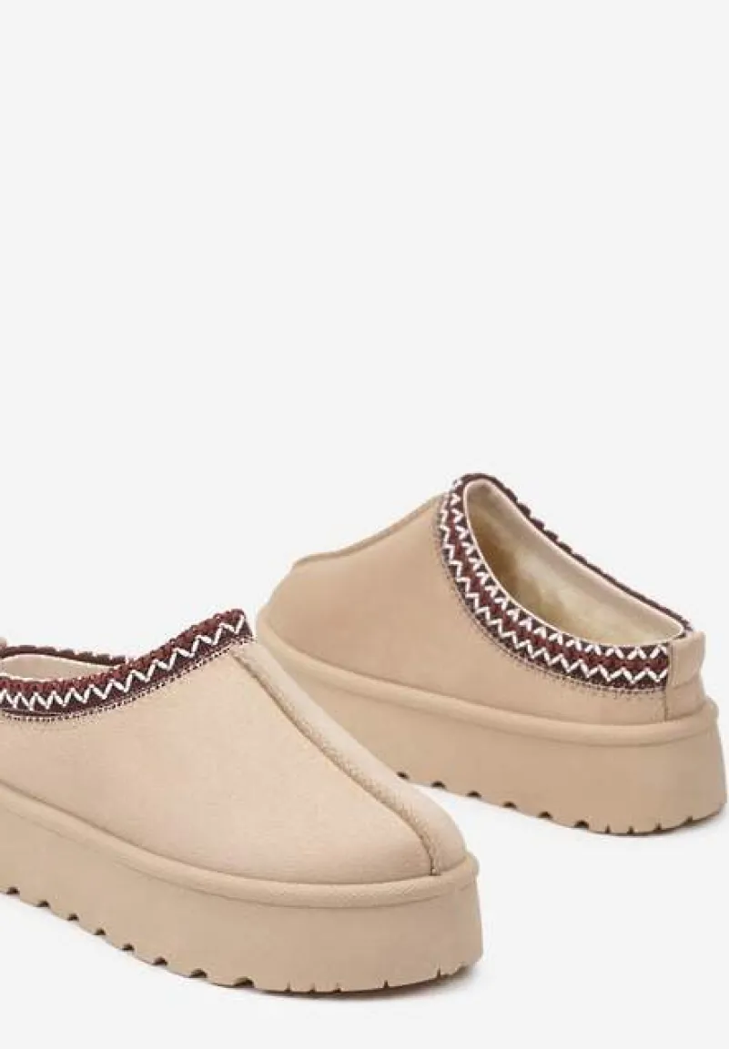 Beżowe Śniegowce na Platformie z Niską Cholewką Ozdobione Haftem Metaria