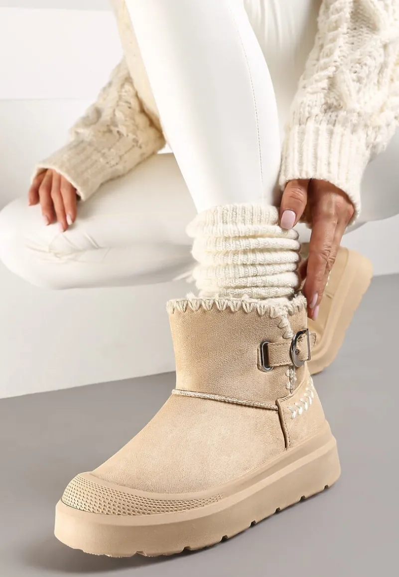 Beżowe Śniegowce na Platformie Ozdobione Klamrą i Haftem Rinneva