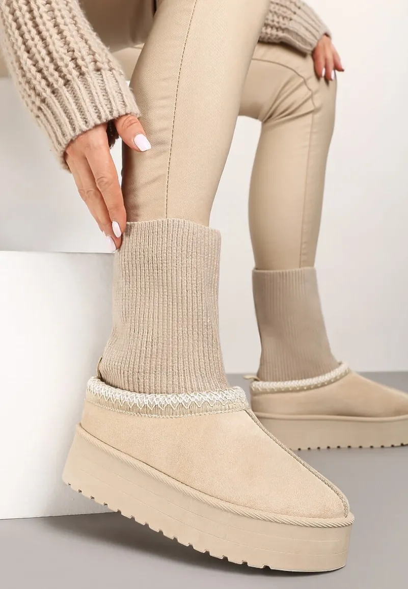 Beżowe Śniegowce na Platformie z Ozdobną Dopasowaną Cholewką i Haftowanymi Obszyciami Tinnacilia