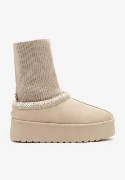 Beżowe Śniegowce na Platformie z Ozdobną Dopasowaną Cholewką i Haftowanymi Obszyciami Tinnacilia