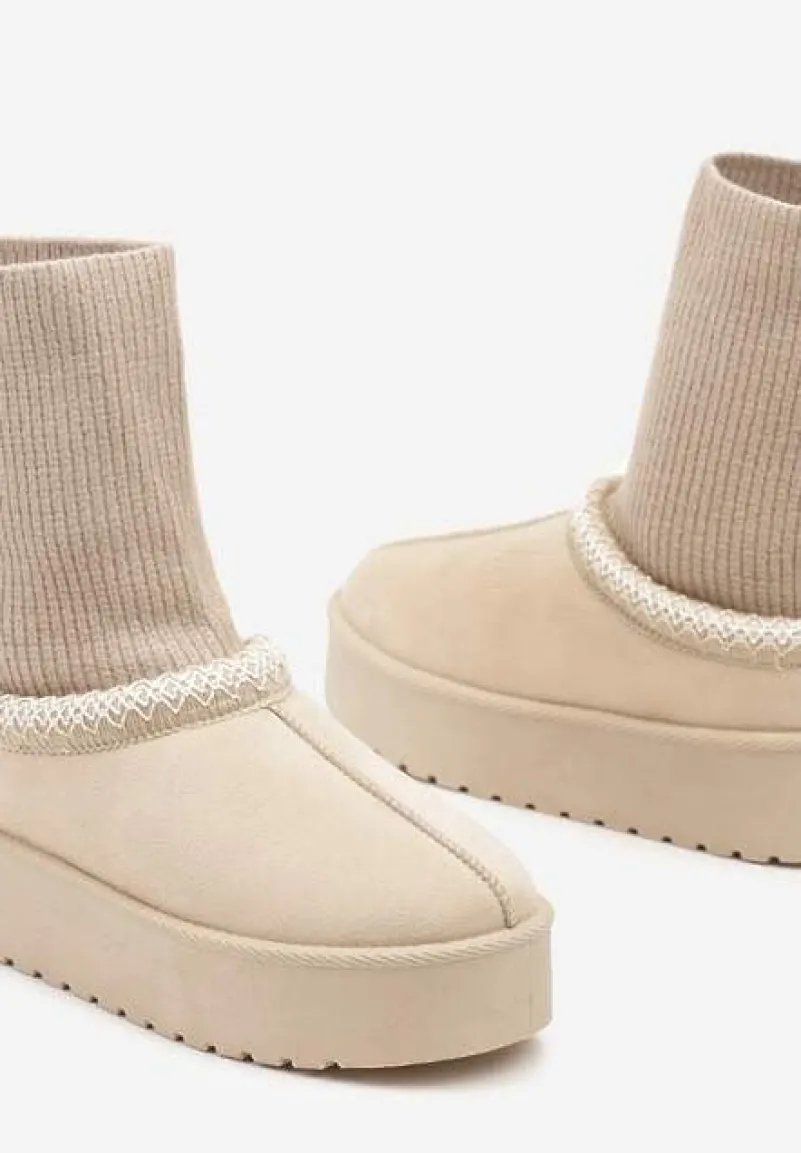Beżowe Śniegowce na Platformie z Ozdobną Dopasowaną Cholewką i Haftowanymi Obszyciami Tinnacilia