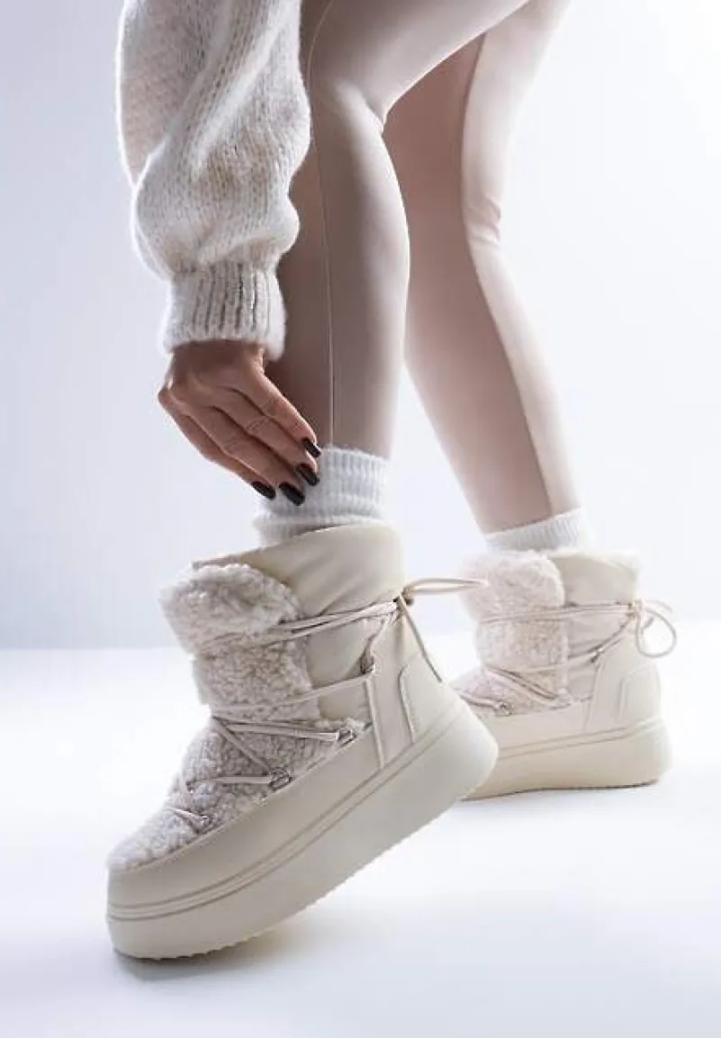 Beżowe Śniegowce Vices na Platformie ze Sznurowaniem i Futerkiem Nomicea