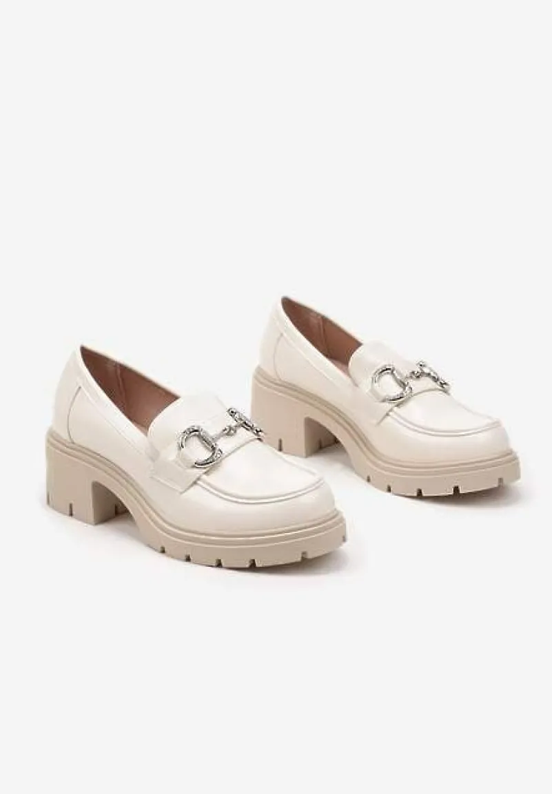 Beżowe Półbuty Mokasyny na Słupku Ozdobione Klamrą i Cyrkoniami Lenlisa