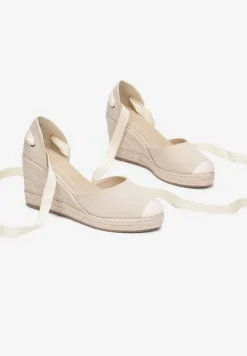 Beżowe Sandały Acalea