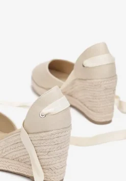 Beżowe Sandały Acalea