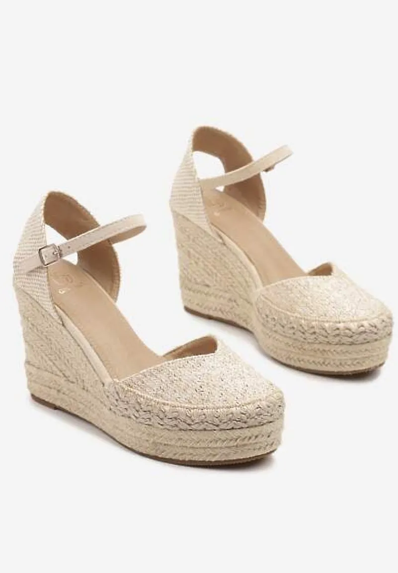 Beżowe Sandały na Koturnie w Typie Espadryli Ozdobione Plecionką Akiora