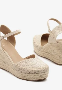 Beżowe Sandały na Koturnie w Typie Espadryli Ozdobione Plecionką Akiora