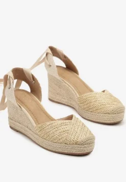 Beżowe Sandały na Koturnie Ozdobione Wiązaniem i Plecionką Talurelia