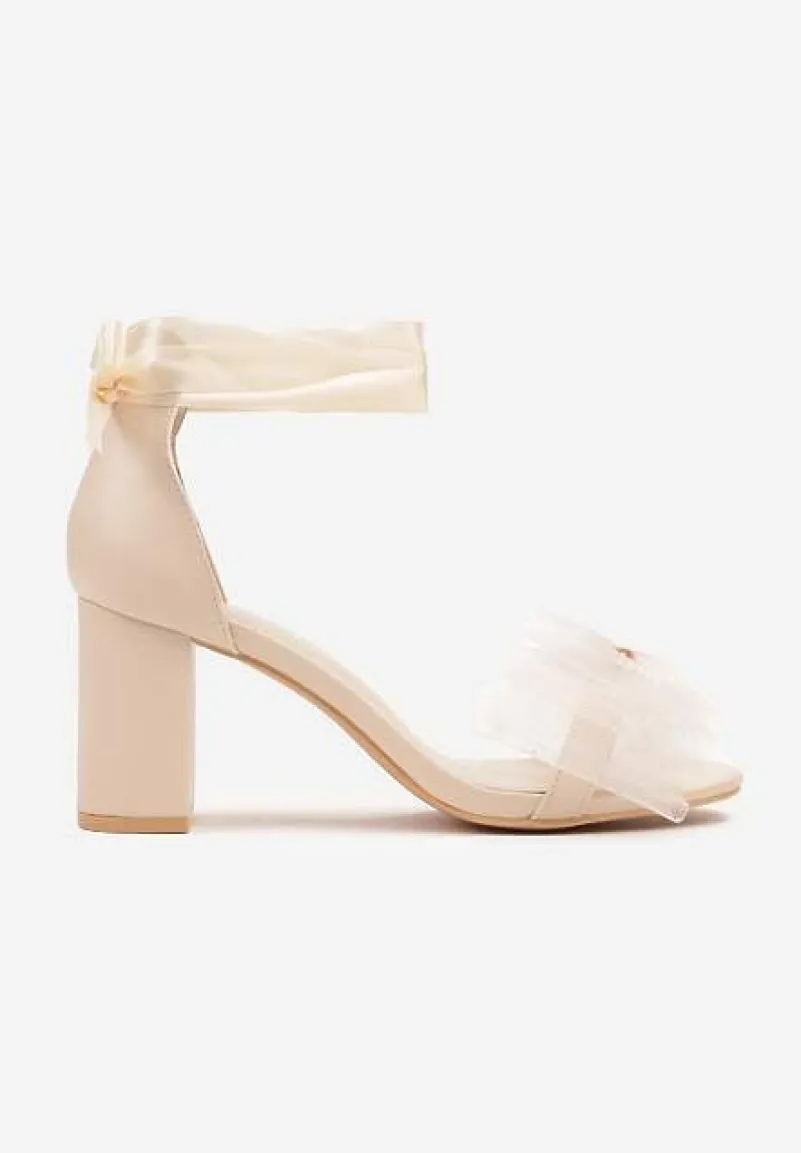 Beżowe Sandały na Słupku Wiązane Wstążką z Tiulową Kokardką Naviloria