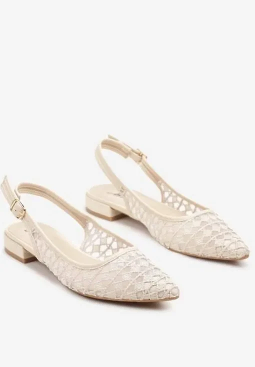 Beżowe Sandały Typu Slingback z Szydełkowym Zdobieniem Neonessa