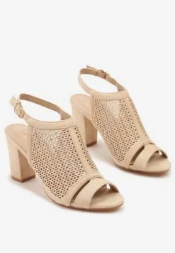 Beżowe Sandały Vices na Słupku z Ażurową Cholewką i Skórzaną Wkładką Saramiae