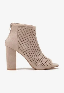 Beżowe Sandały Vices na Słupku z Ażurową Cholewką i Odkrytymi Noskami Uliri