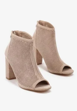 Beżowe Sandały Vices na Słupku z Ażurową Cholewką i Odkrytymi Noskami Uliri