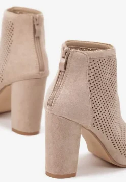 Beżowe Sandały Vices na Słupku z Ażurową Cholewką i Odkrytymi Noskami Uliri