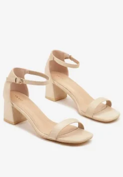 Beżowe Sandały Vices na Słupku z Kwadratowym Noskiem Galamia