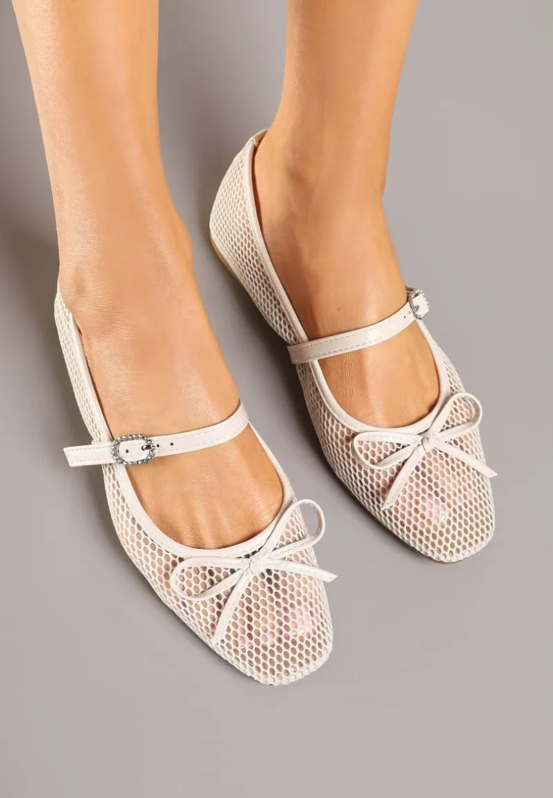 Beżowe Siateczkowe Balerinki Vices z Paskiem z Klamrą i Ozdobną Kokardką Niladiela