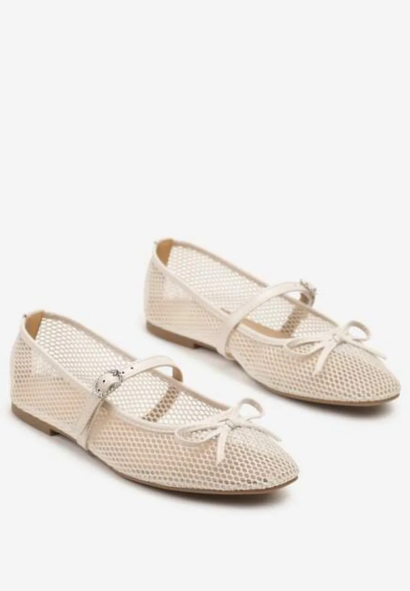Beżowe Siateczkowe Balerinki Vices z Paskiem z Klamrą i Ozdobną Kokardką Niladiela