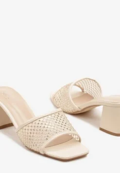 Beżowe Siateczkowe Klapki na Słupku Ozdobione Cyrkoniami Senadrela
