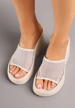 Beżowe Siateczkowe Klapki na Koturnie Zdobione Cyrkoniami Kinezalia