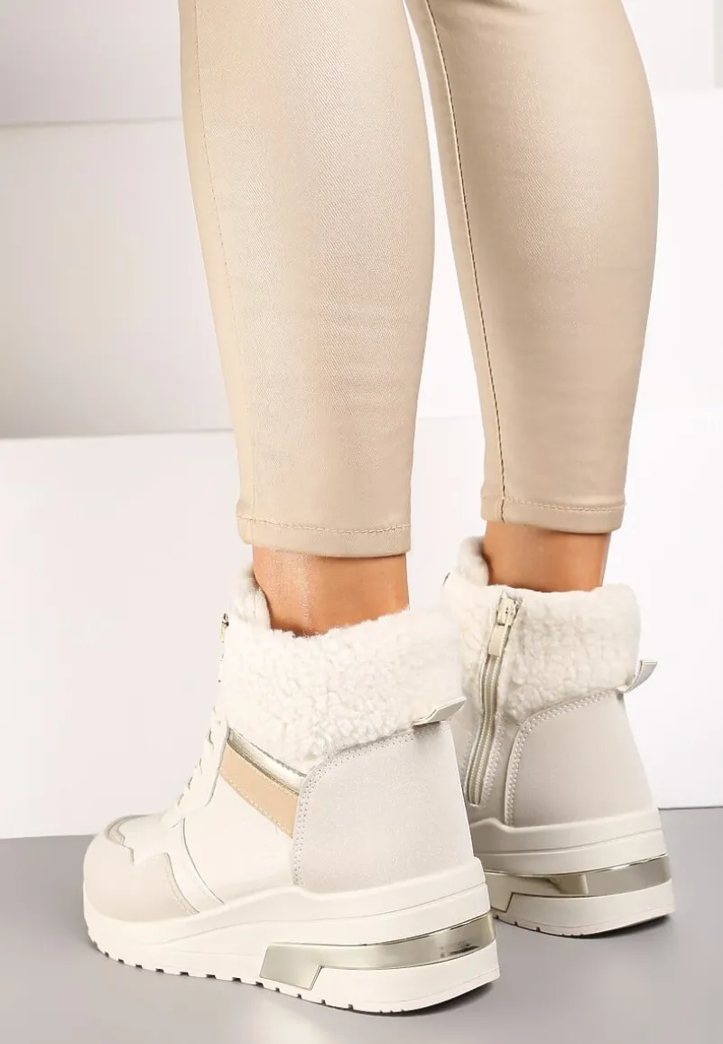 Beżowe Sneakersy na Koturnie z Futerkowym Obszyciem i Metalicznymi Detalami Promelia