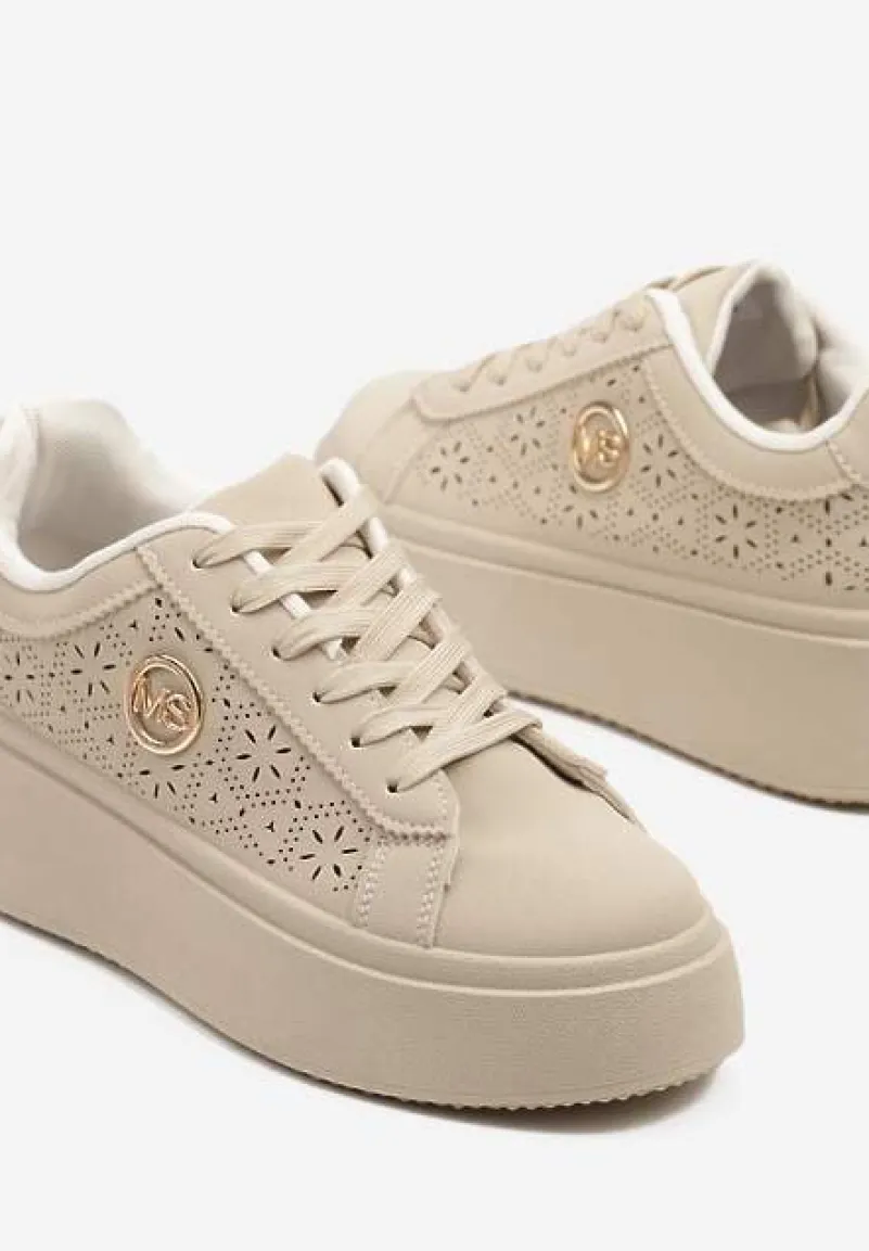 Beżowe Sneakersy na Platformie z Ażurowym Zdobieniem i Aplikacją Dalirnna