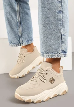 Beżowe Sneakersy na Platformie z Metaliczną Ozdobą i Geometrycznym Motywem Delasiel