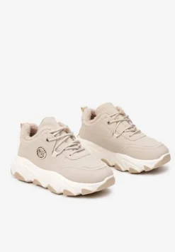 Beżowe Sneakersy na Platformie z Metaliczną Ozdobą i Geometrycznym Motywem Delasiel