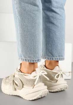 Beżowe Sneakersy z Cyrkoniami i Ozdobnym Sznurowaniem Sorvea