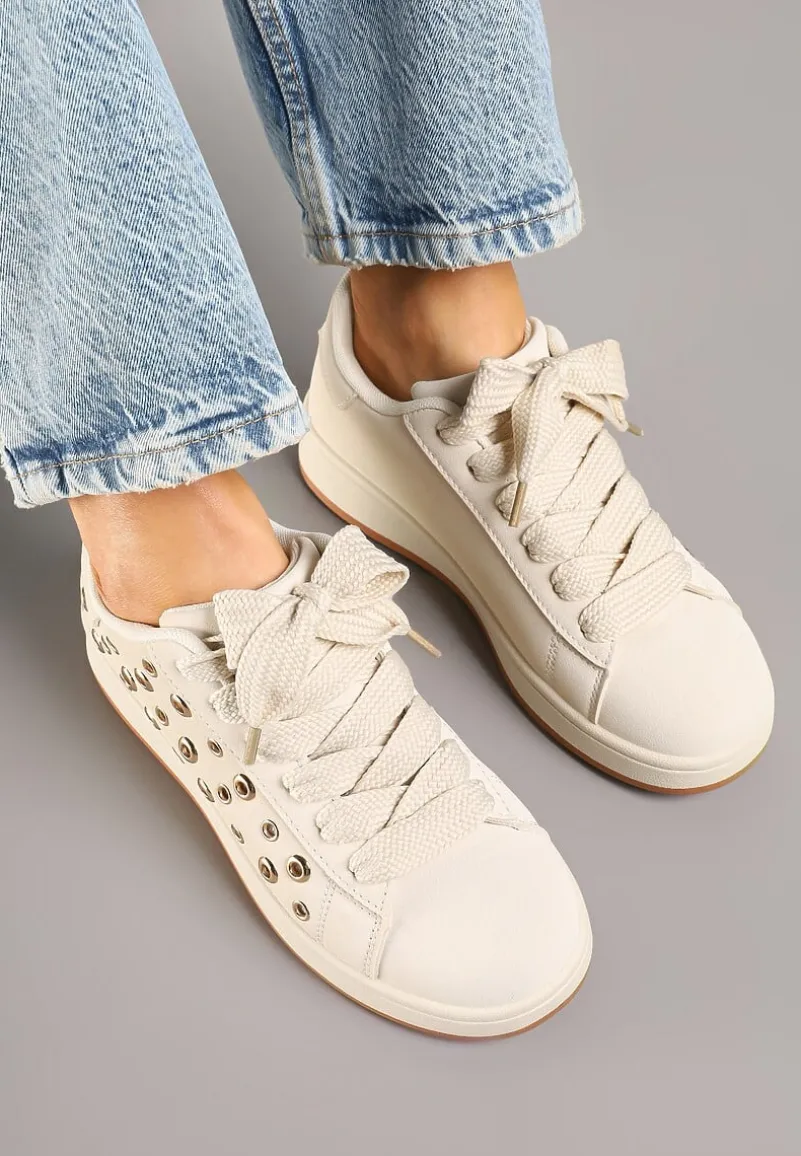 Beżowe Sneakersy z Ozdobnymi Nitami Feloriela