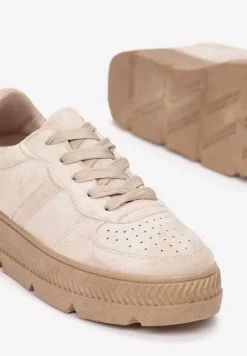 Beżowe Sneakersy z Perforacją na Żłobionej Podeszwie Riparian Rights
